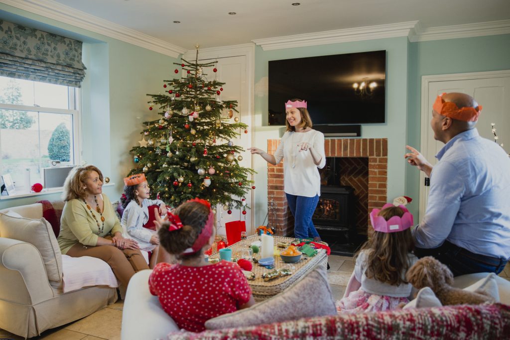 Tips for Creating Meaningful Holiday Traditions with Your Family