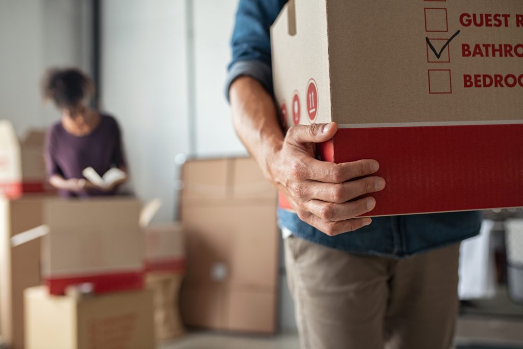 Deciding What to Keep When Moving: A Guide for Homebuyers