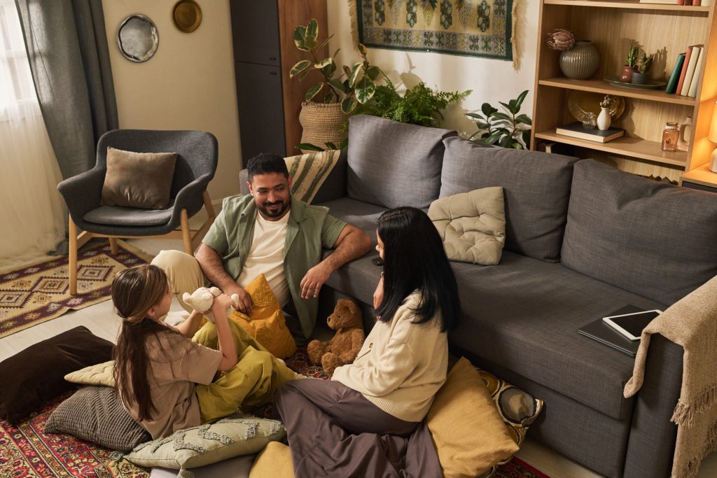 Simple Ways to Make Your Large Room Feel Cozy