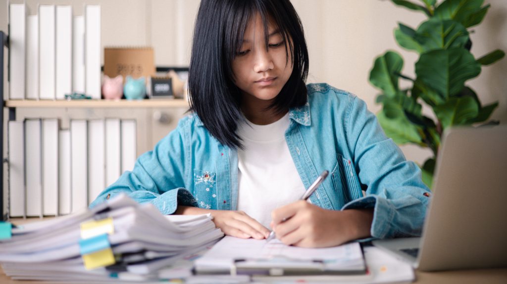 How to Create an Effective Study Space at Home